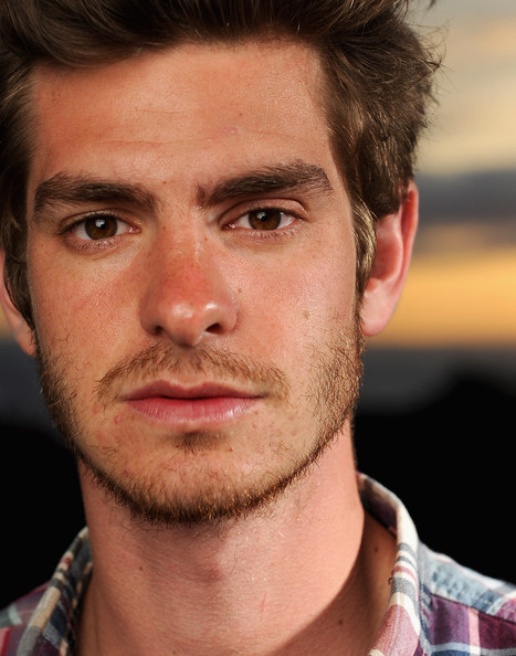 Andrew Garfield scruffy look